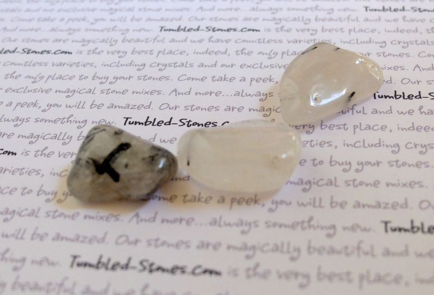 Tourmalinated quartz tumbled stones